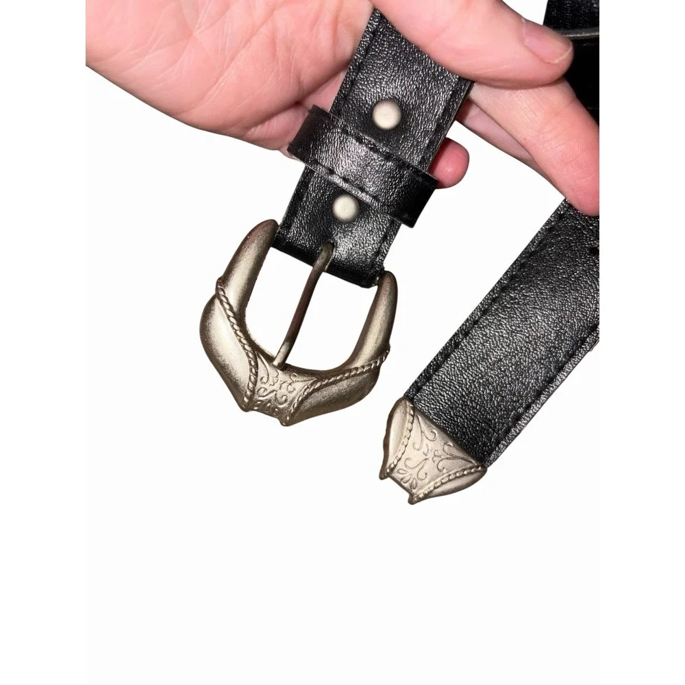 Ladies Black Western Belt with oversized, Engraved silver buckle 35